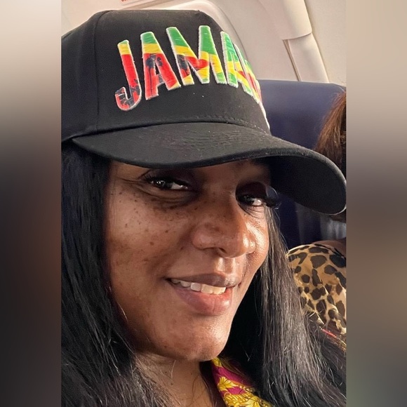 Meet your Posher, Suga - Picture 1 of 1